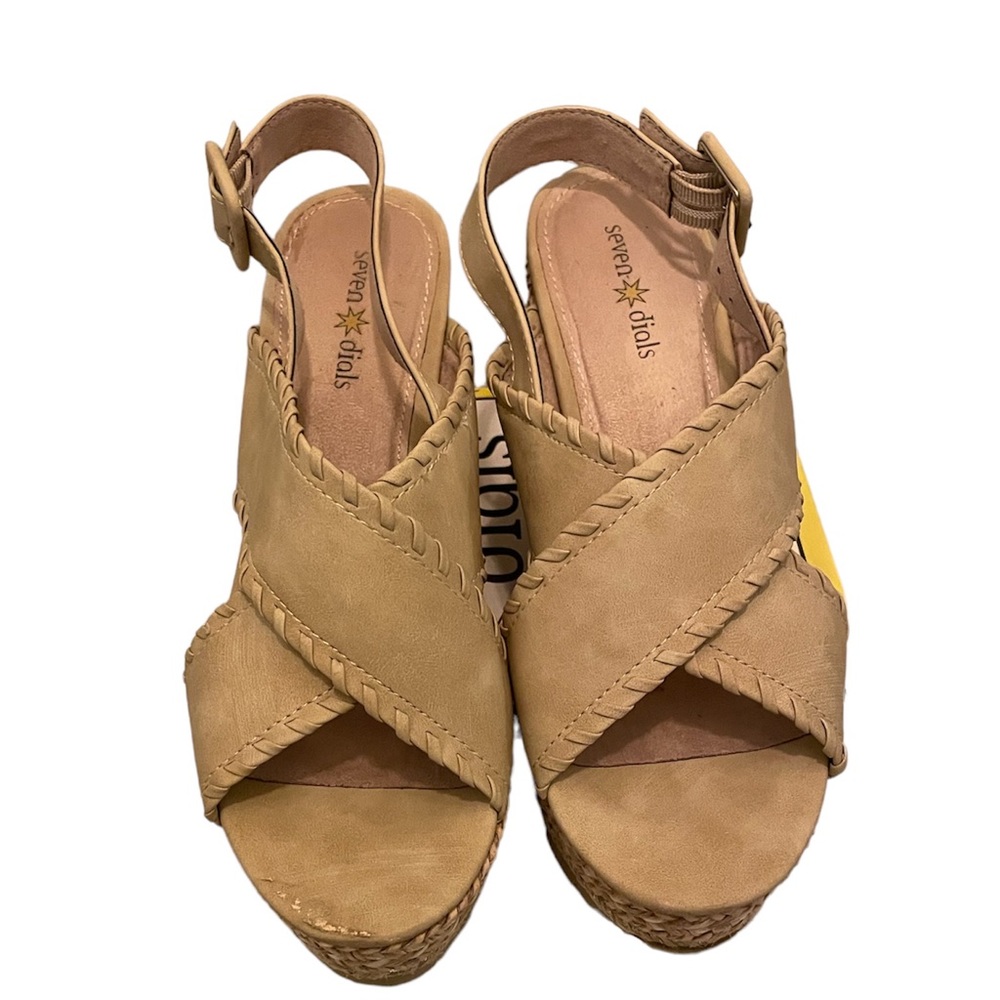Tan wedges